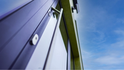 LOMAX referencie – hliníkové vchodové dvere